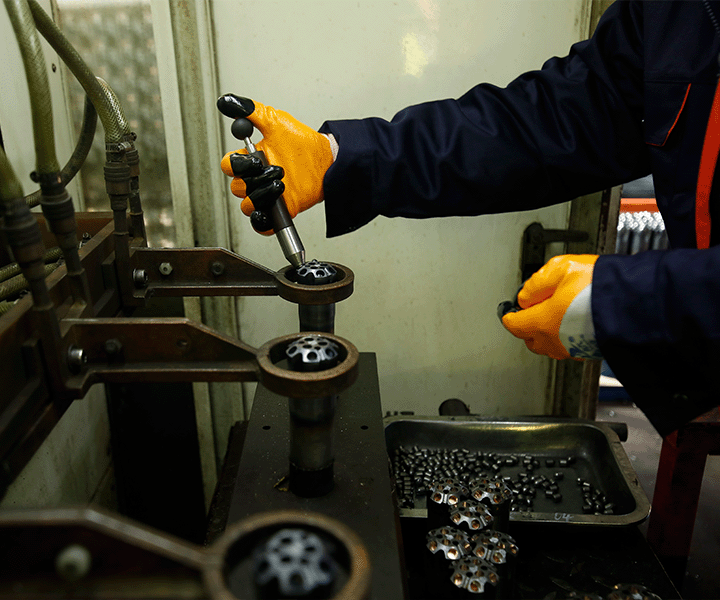 Hot Insertion of Carbide Inserts.1